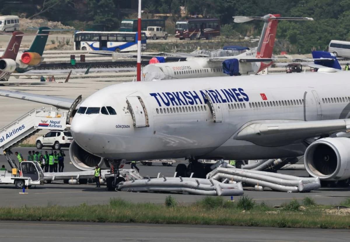 Turkish Airlines jet evacuated after landing gear smoke