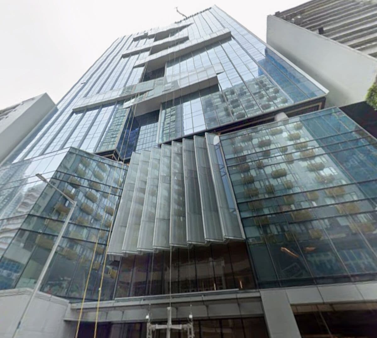 Hong Kong’s Bad-Debt Bankers Ramp Up Fire Sales, Liquidations