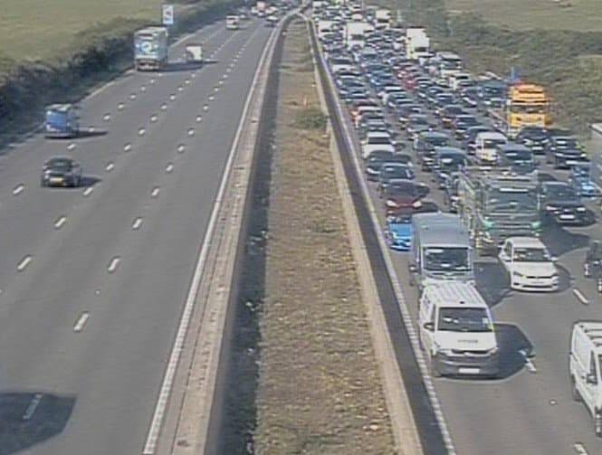 M3 chaos: Motorists facing hours of delays near Heathrow Airport as serious crash impacts traffic