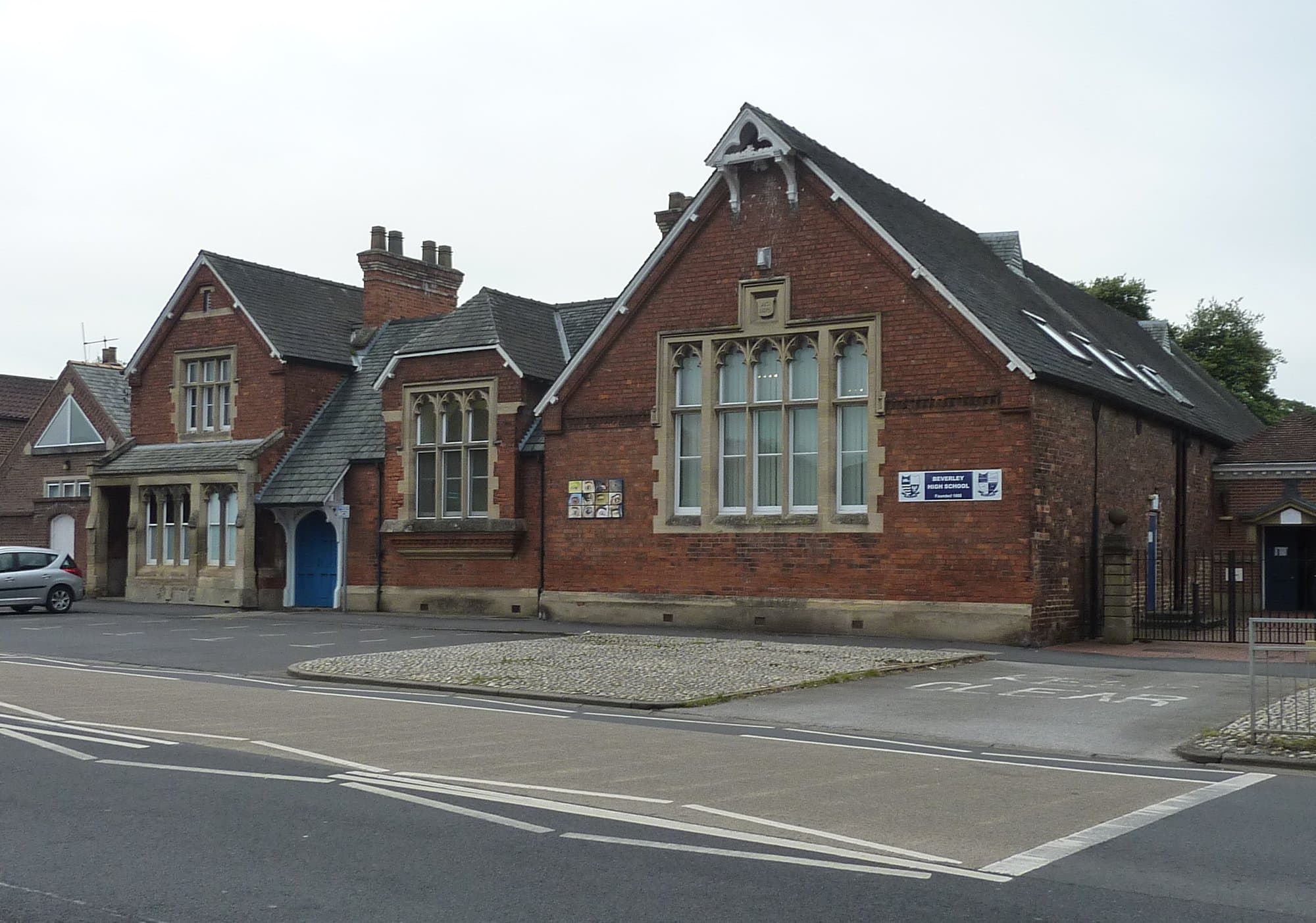 Mother sues all-girls school she and her daughters attended for ‘secretly admitting trans pupil’