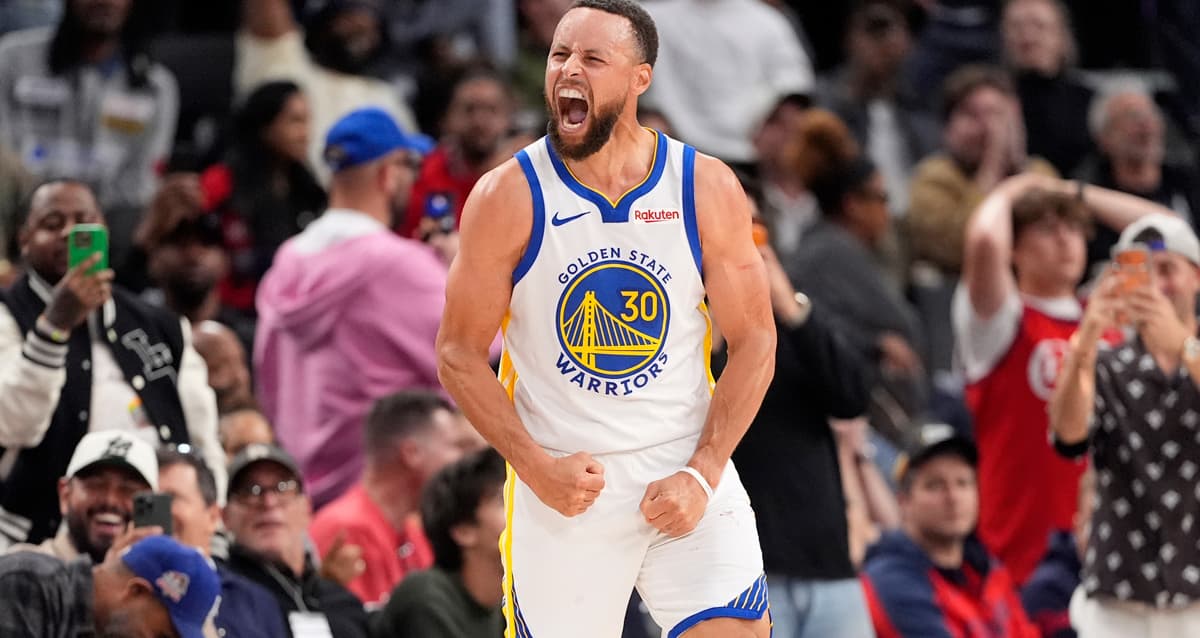 Stephen Curry, Warriors Expected To Have Extension Talks This Summer