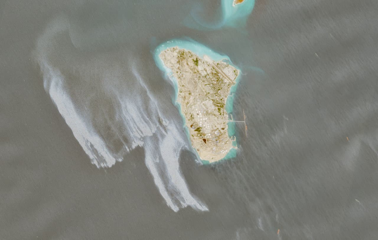 Satellite images show oil slick off Iran’s Kharg Island