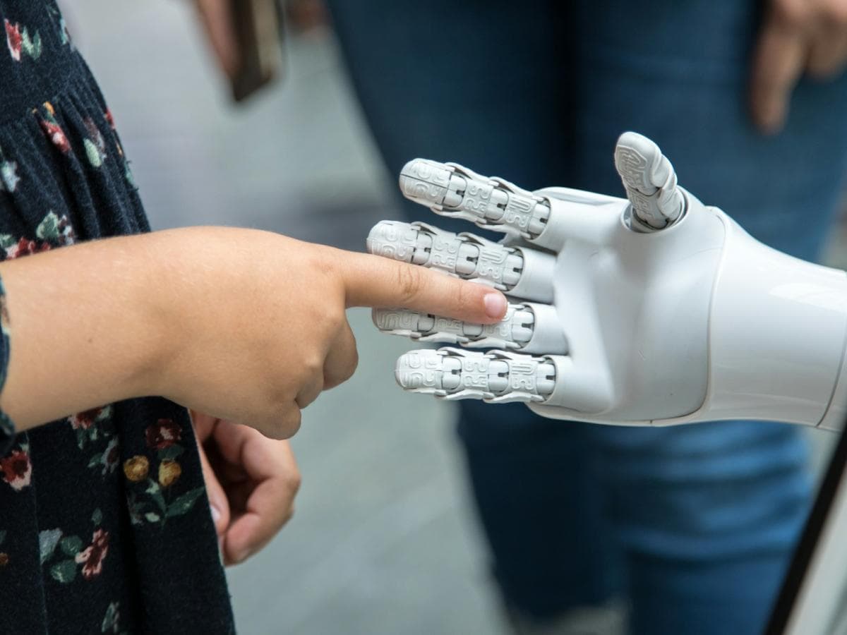 China's AI Industry Generates $500 Million Every Hour
