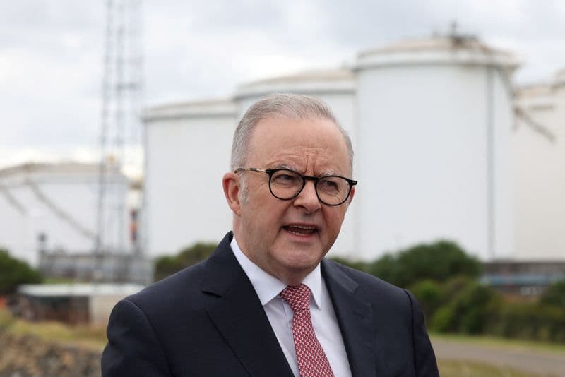 Australia seeks reform, inflation restraint in budget balancing act
