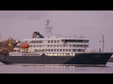 Cruise ship docks in Tenerife amid deadly Hondavirus outbreak