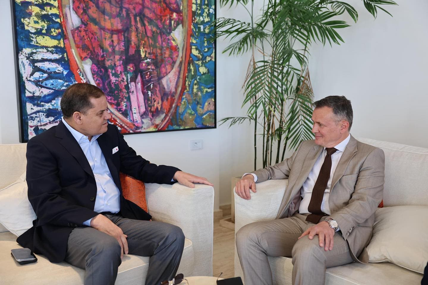 
Dbeibah meets with the French Ambassador to Libya.