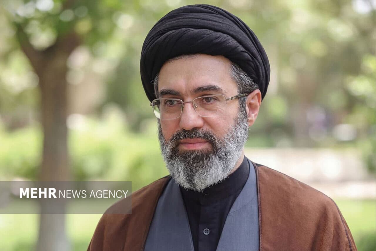 Ayatollah Khamenei in full health after blast injury
