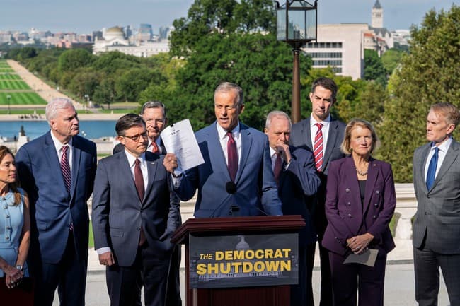 Thune Advances New Bill to Block 100% of Senators’ Pay During Shutdown