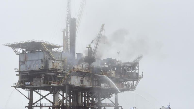  Fire breaks out on offshore oil platform off California coast 