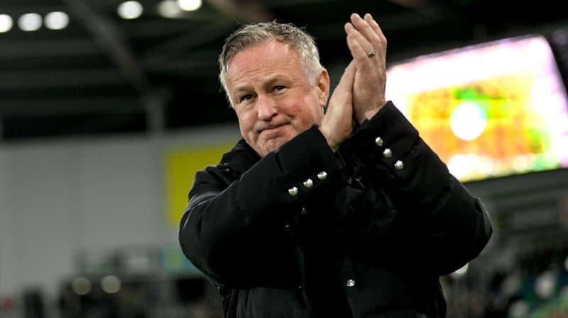  O’Neill declines Rovers job to remain Northern Ireland coach 