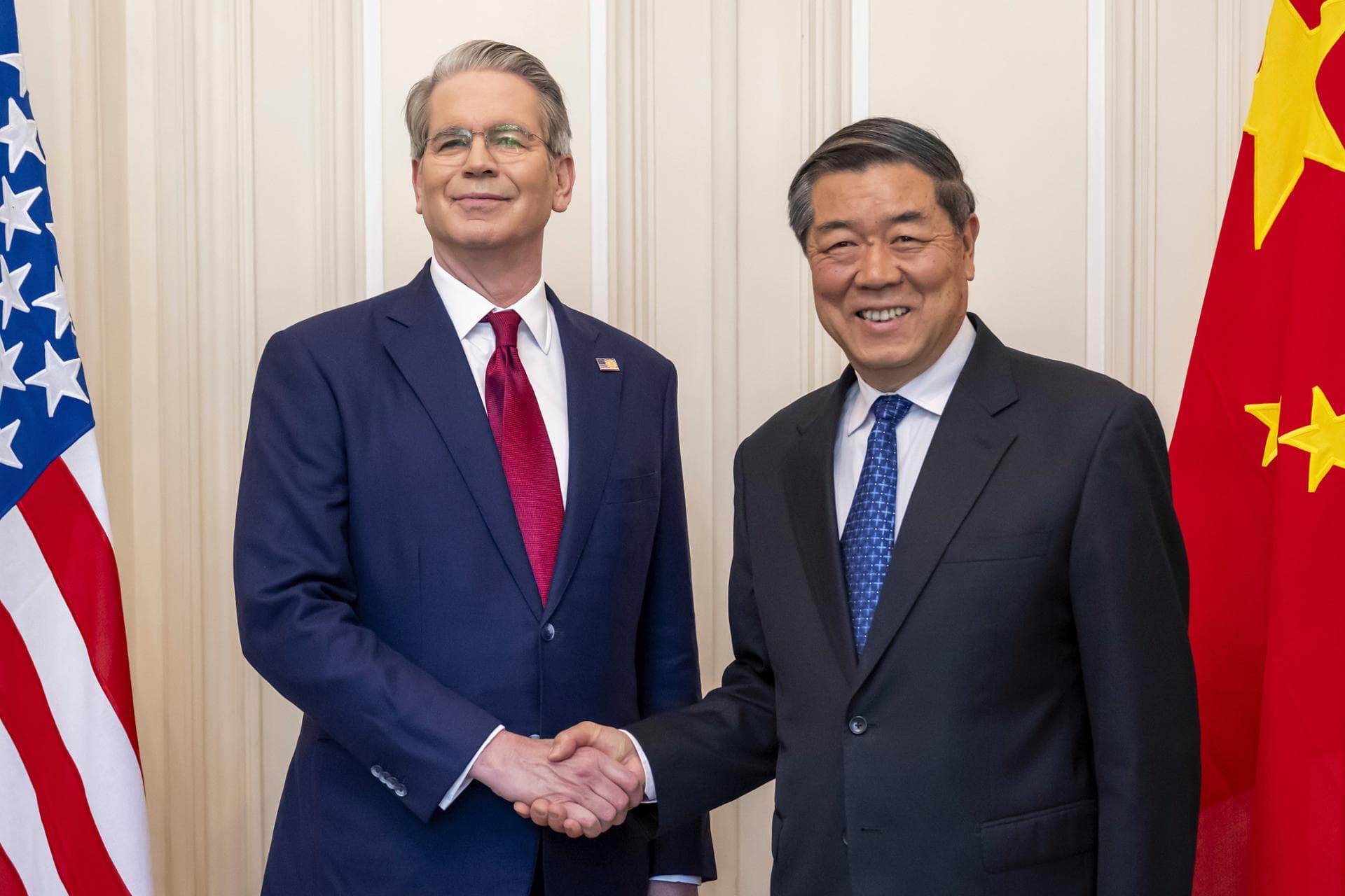 China, US to hold trade talks in S. Korea next week