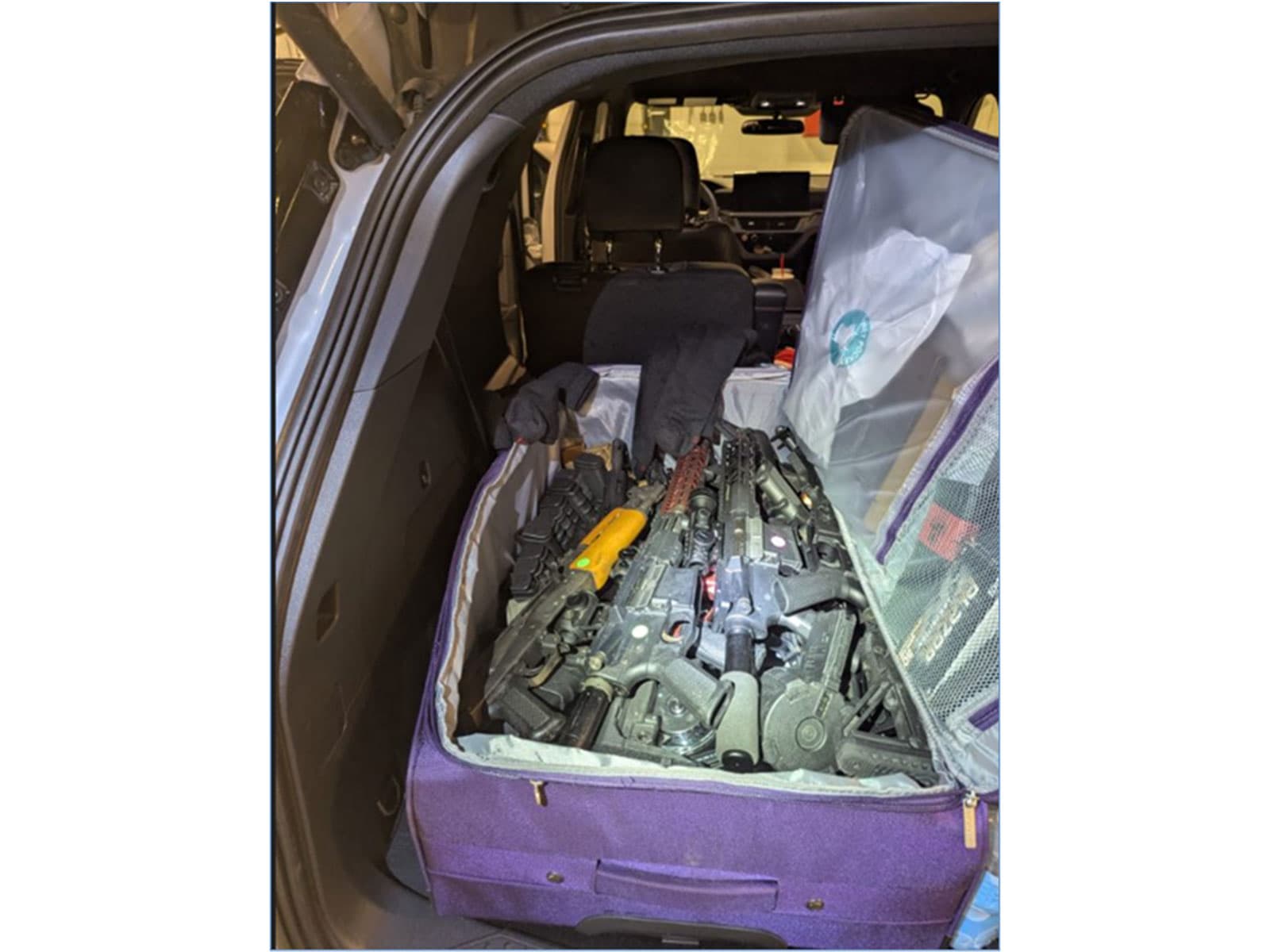 Three including one Pakistani charged with attempting to smuggle 89 firearms from US to Canada
