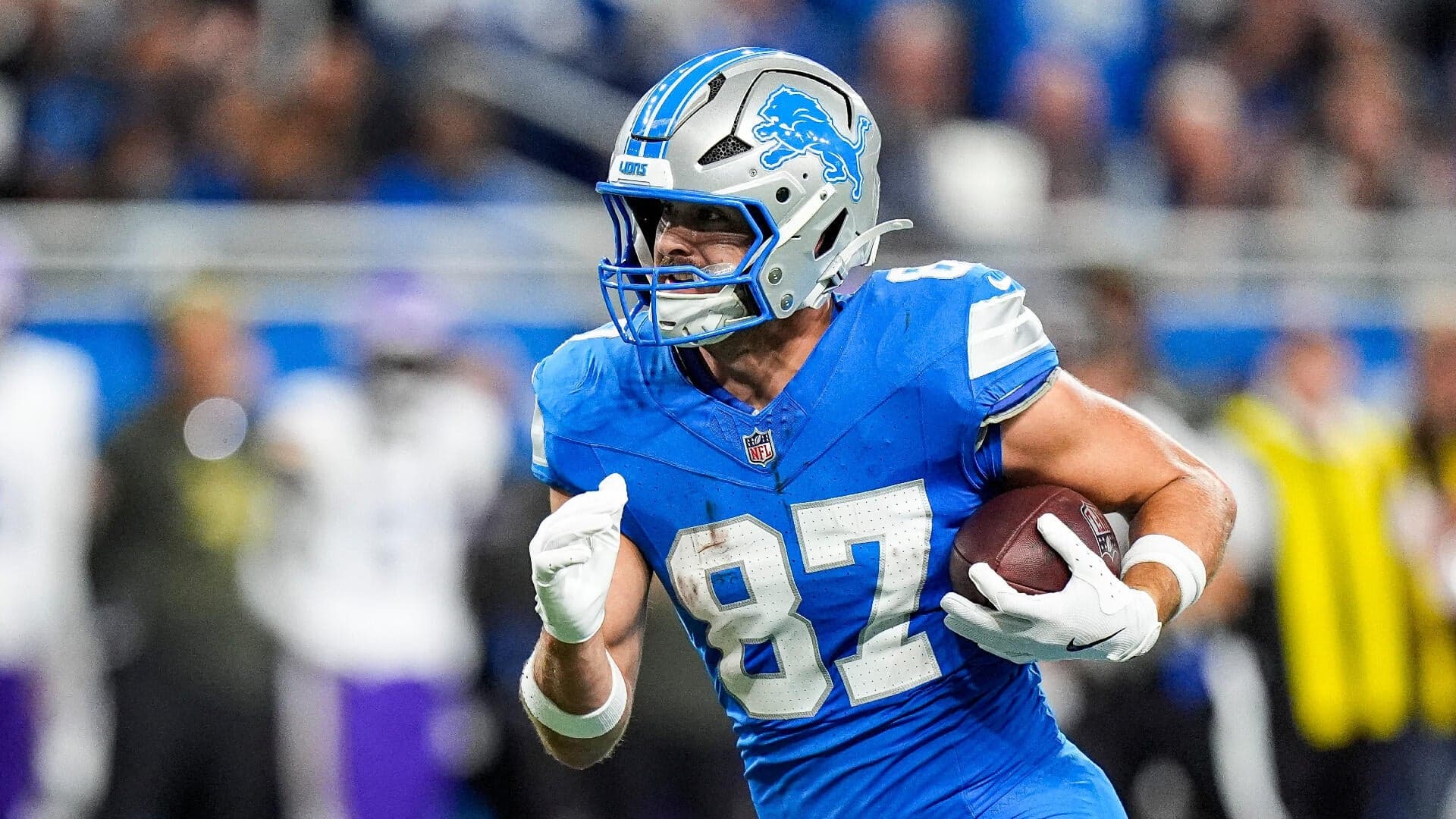 
                        2026 Fantasy Football: Heath Cummings' Breakouts 1.0 headline breakout TEs in evolving offenses
                    
