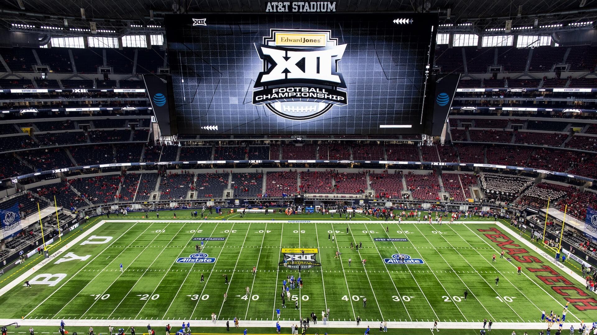 
                        Inside the Big 12's bet on private equity to close revenue gap, compete in the NIL era
                    