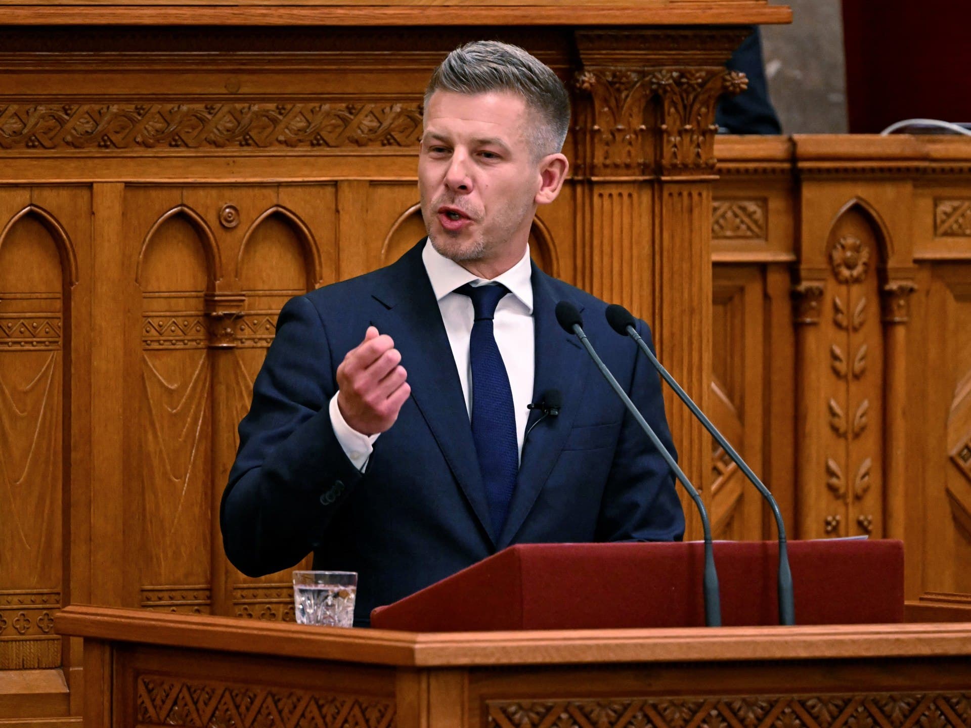 [Media] NEW - Peter Magyar sworn in as Hungary's PM, ending Orban's 16 years in powe [...]