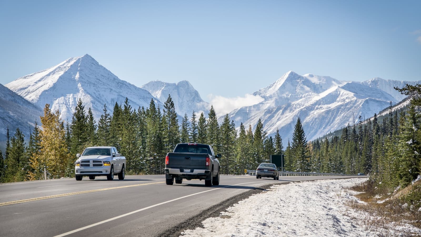 A Rare US Mountain Where Rain and Snowmelt Can End Up in Three Separate Oceans