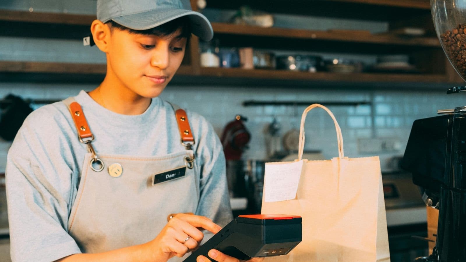 A Checkout Interaction Went Wrong When a Customer Kept Requesting Scans Without Being Able to Pay