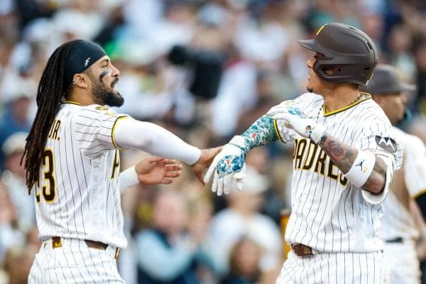 Padres end lengthy offense drought, take down Cards