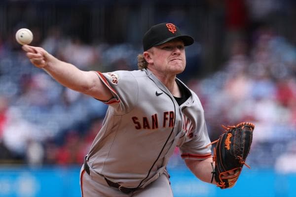 Giants star RHP Logan Webb (knee) making rare appearance on IL
