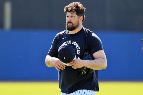 Yankees recall All-Star LHP Carlos Rodon