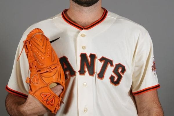 Giants activate LHP Sam Hentges for long-awaited return