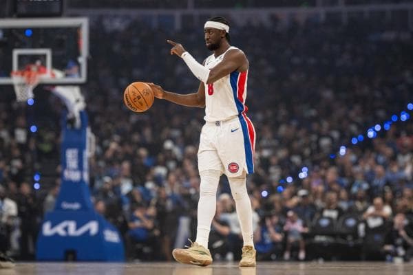 Pistons say Kevin Huerter, Caris LeVert questionable for Game 4