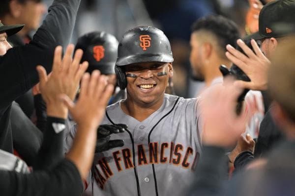 Rafael Devers helps Giants pull away for victory over Dodgers