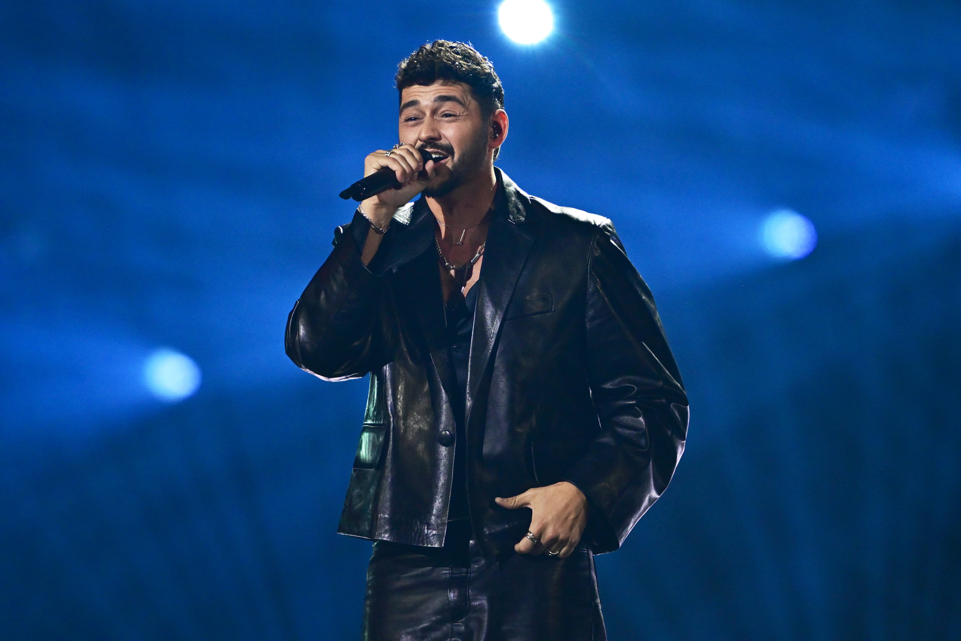 Israel’s Noam Bettan Advances in Eurovision Song Contest Amid Protests