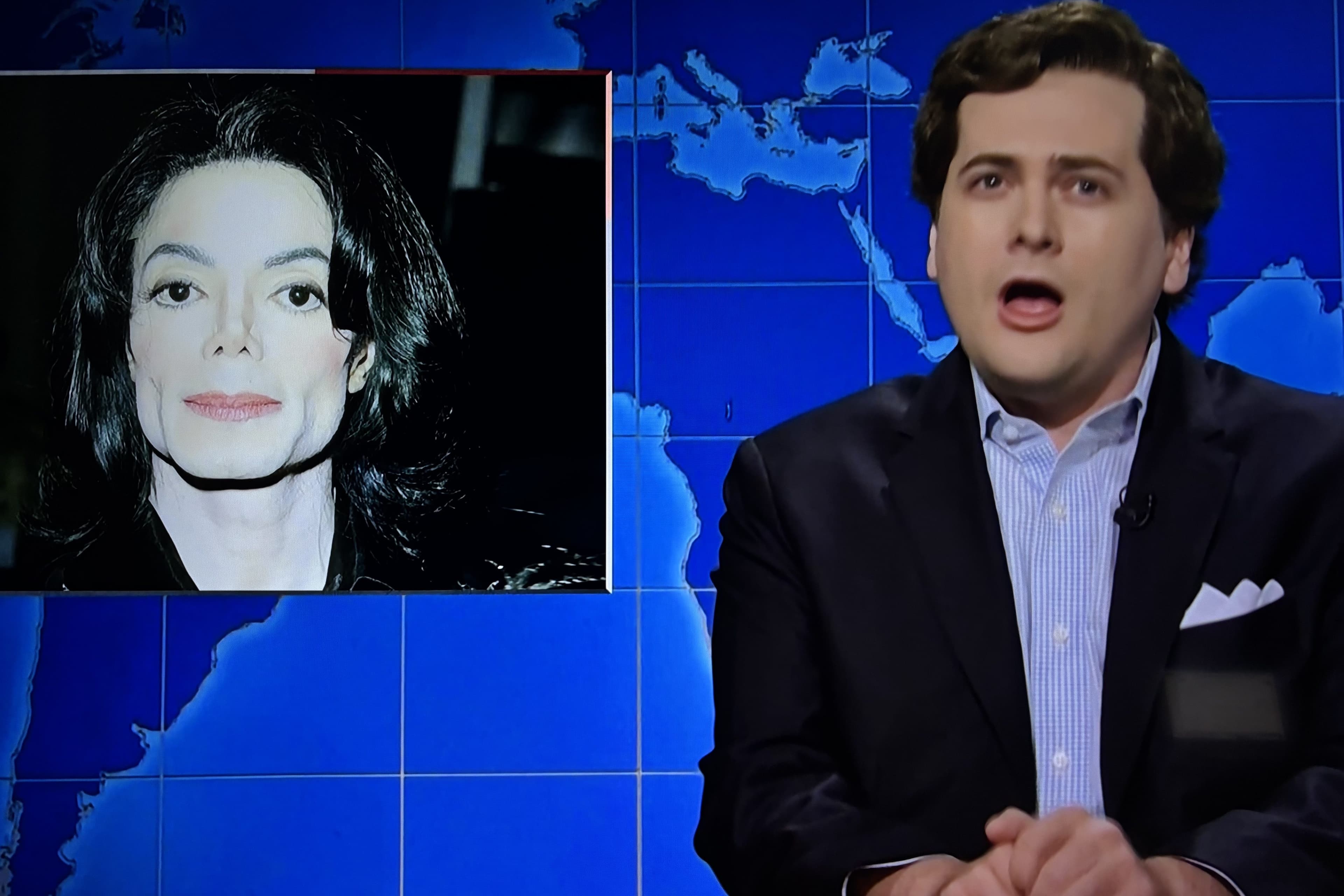Tucker Carlson on ‘SNL’ Critiques the Met Gala and Slams the ‘Michael’ Movie for Ignoring ‘The Part When He Was a White Man’