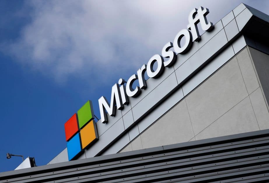AI is pressuring Microsoft’s climate goals