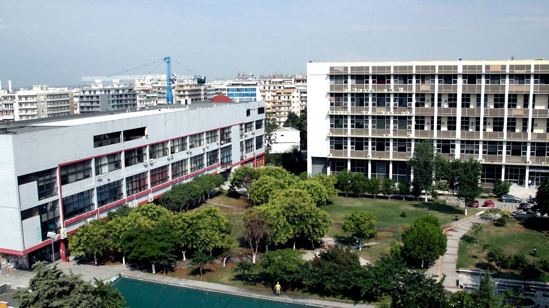 Several students injured in clashes inside Aristotle University