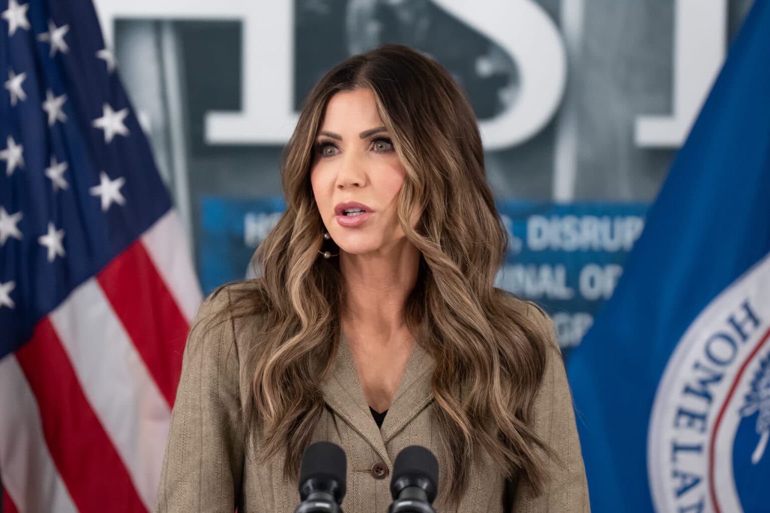 DHS Inspector General Opens Audit into Kristi Noem’s Warehouse Purchases for ICE Detention