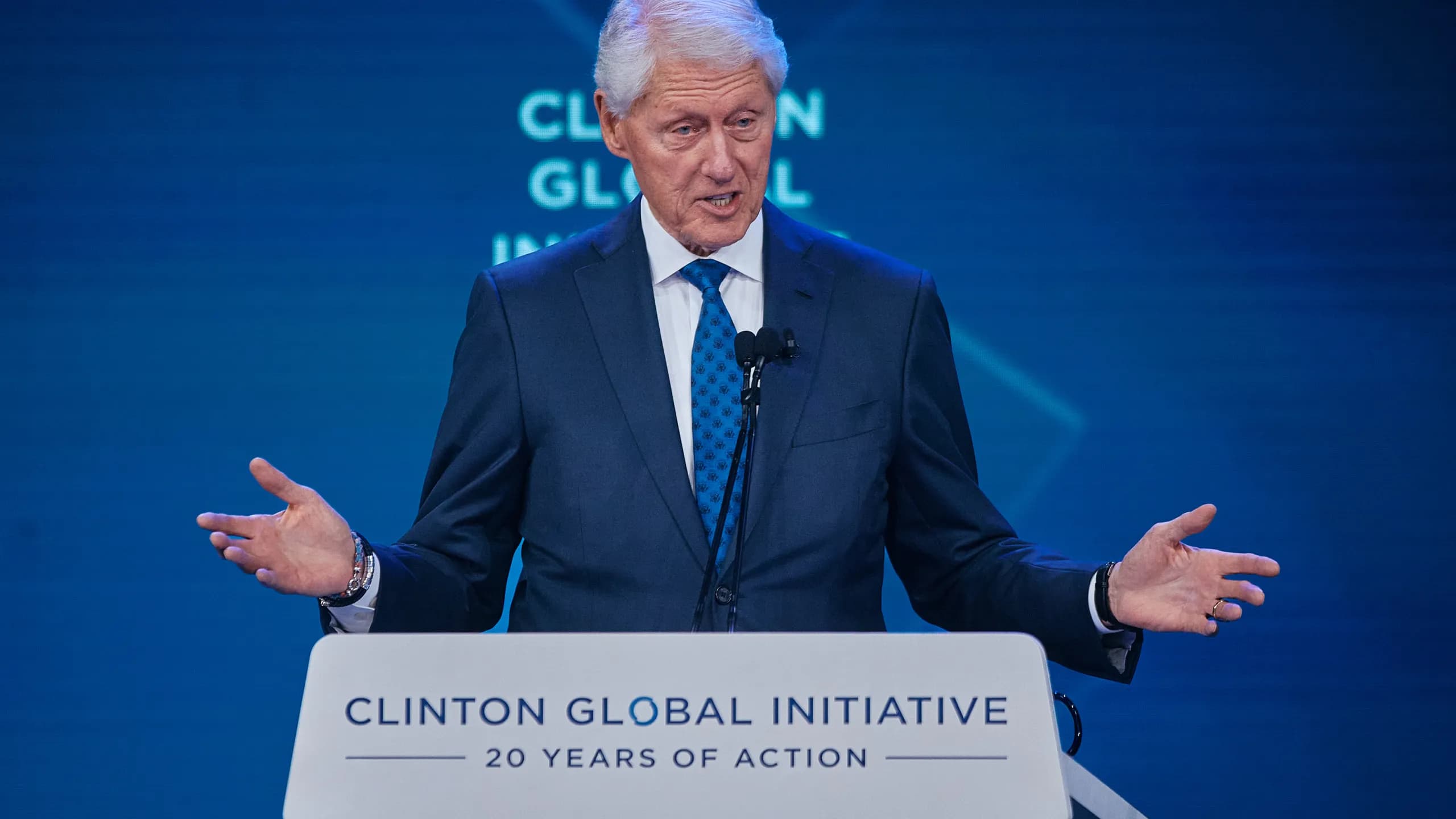 Monica Lewinsky Opens Up on ‘Dark Moments’ After Bill Clinton Scandal