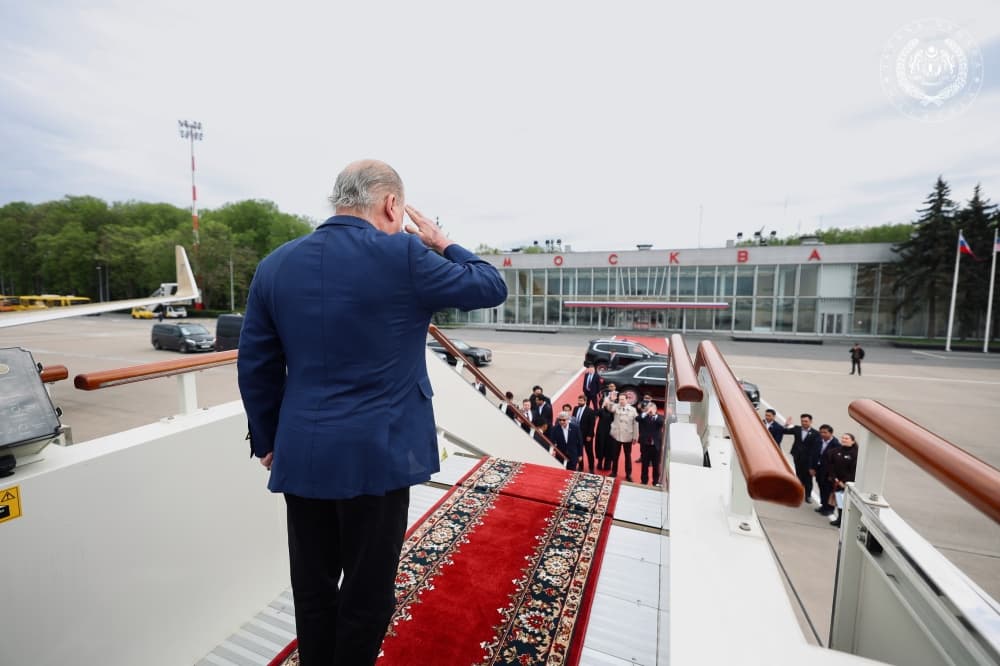 Sultan Ibrahim departs Moscow after special visit