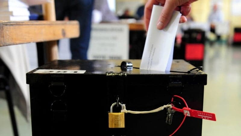 Over 300,000 names removed from electoral register