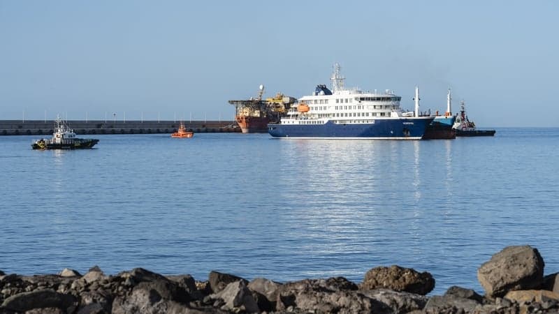 Last evacuation planes for MV Hondius land in Netherlands