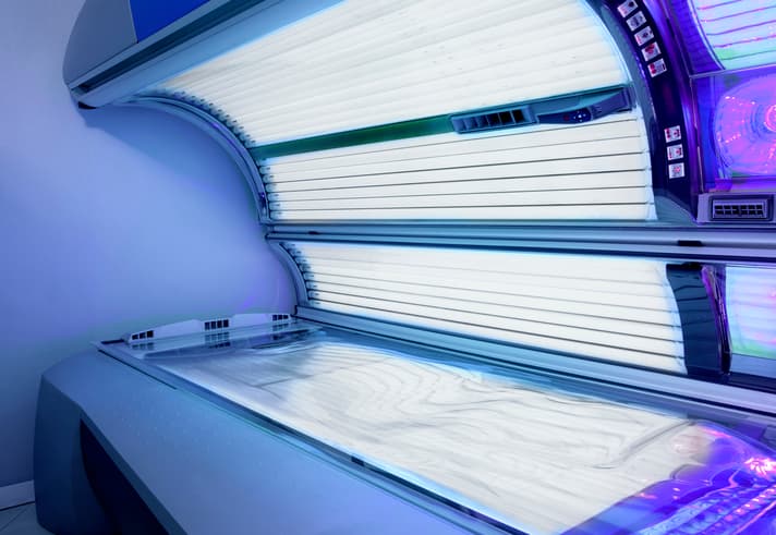 RFK Jr. pushes “personal choice” over teen tanning bed ban