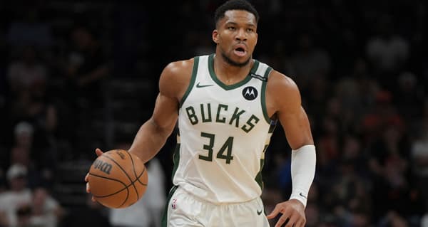 Bucks Actively Fielding Trade Offers For Giannis Antetokounmpo