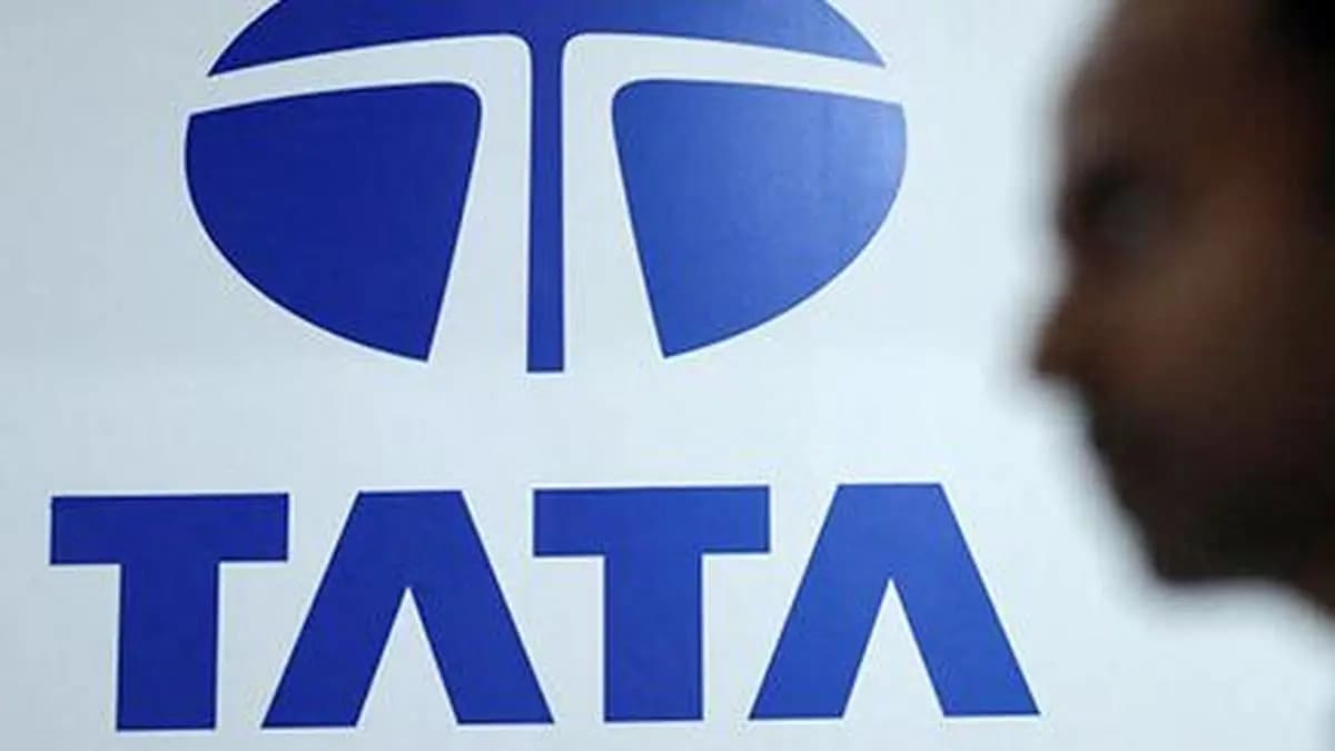 Tata Group and JSW Group plow $1 billion in EV, battery tech