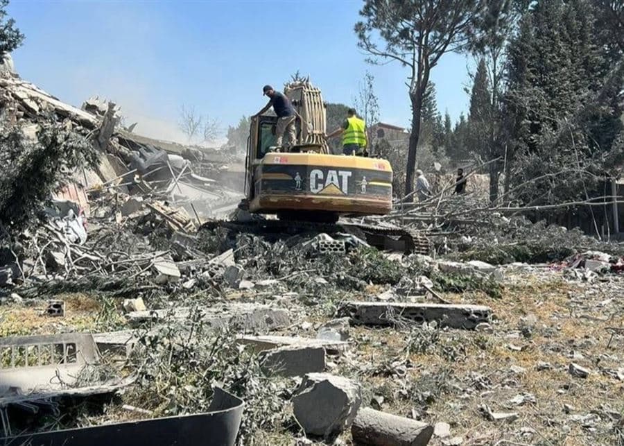 Lebanese Red Cross recovers bodies of five victims in Nabatieh, including three Syrians