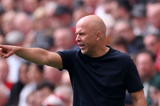 Former Liverpool stars agree on Arne Slot firing verdict after Chelsea boos