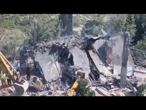 Fatal airstrikes in southern Lebanon kill 17 despite ceasefire between Hezbollah and Israel