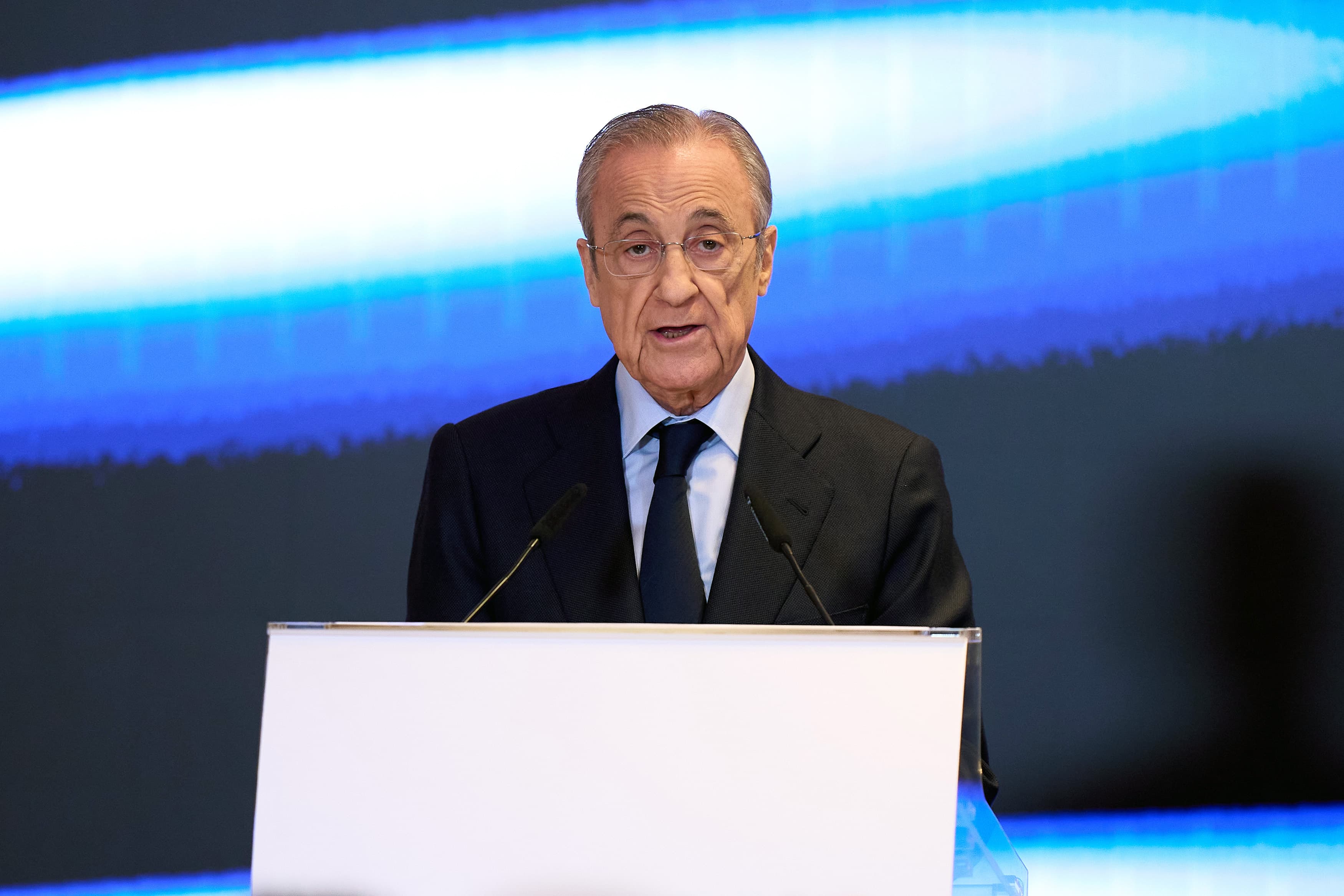Florentino Perez ready to make key Real Madrid managerial decisions