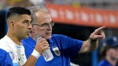 Uruguay's Suarez 'would never say no' to return