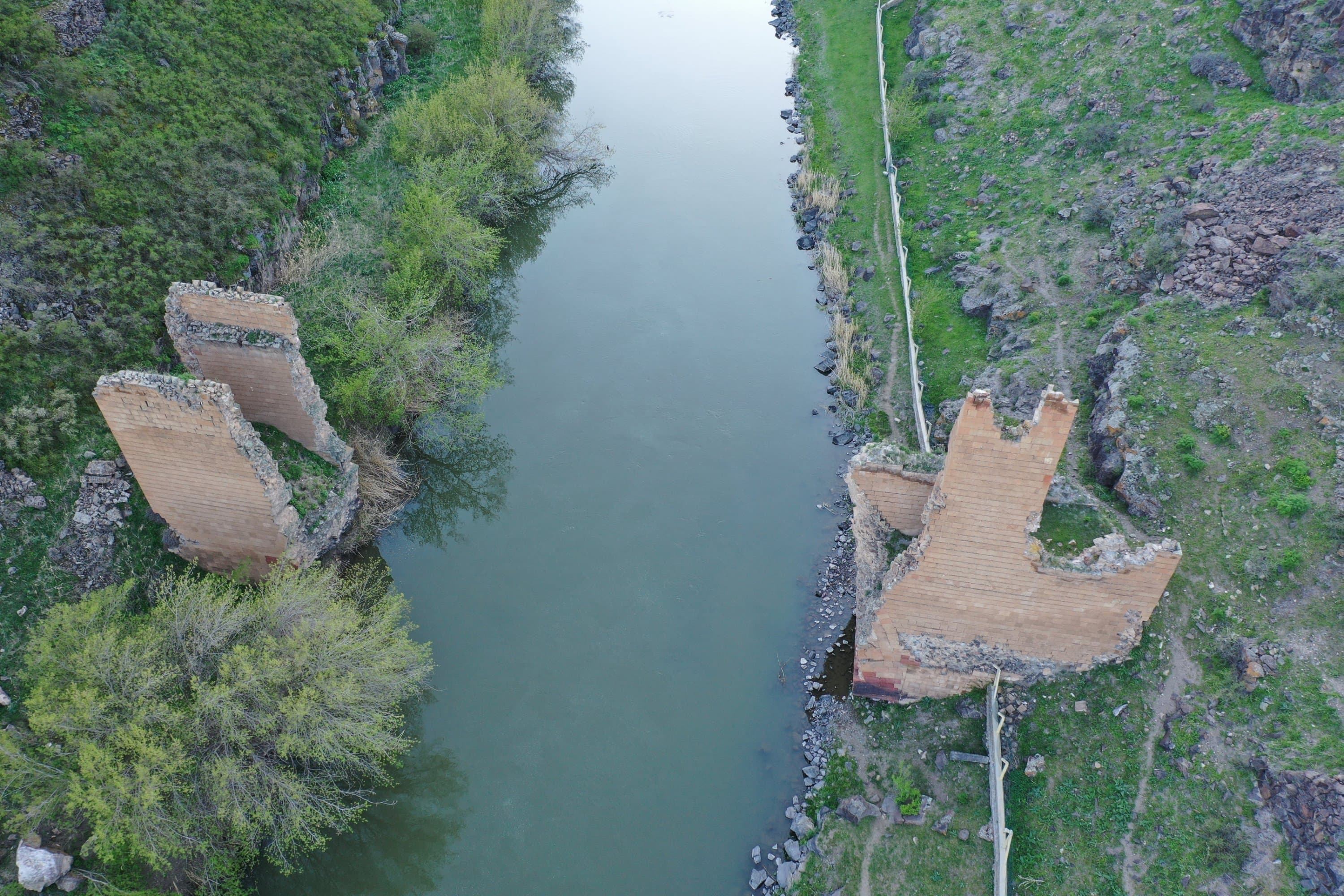 Armenia, Türkiye build ties, one bridge at a time