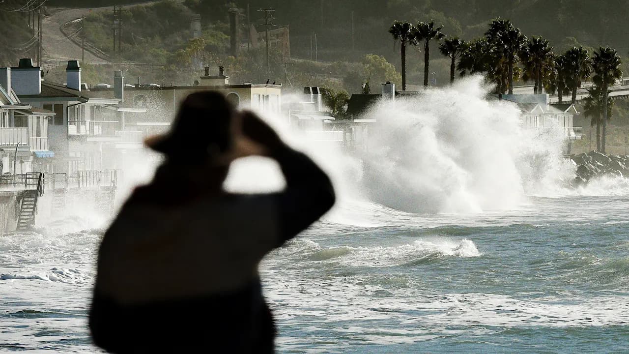 An alarming weather pattern is emerging. NOAA doesn’t know what to make of it yet