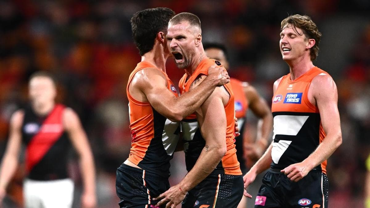 Giants rally after halftime to heap misery on Bombers