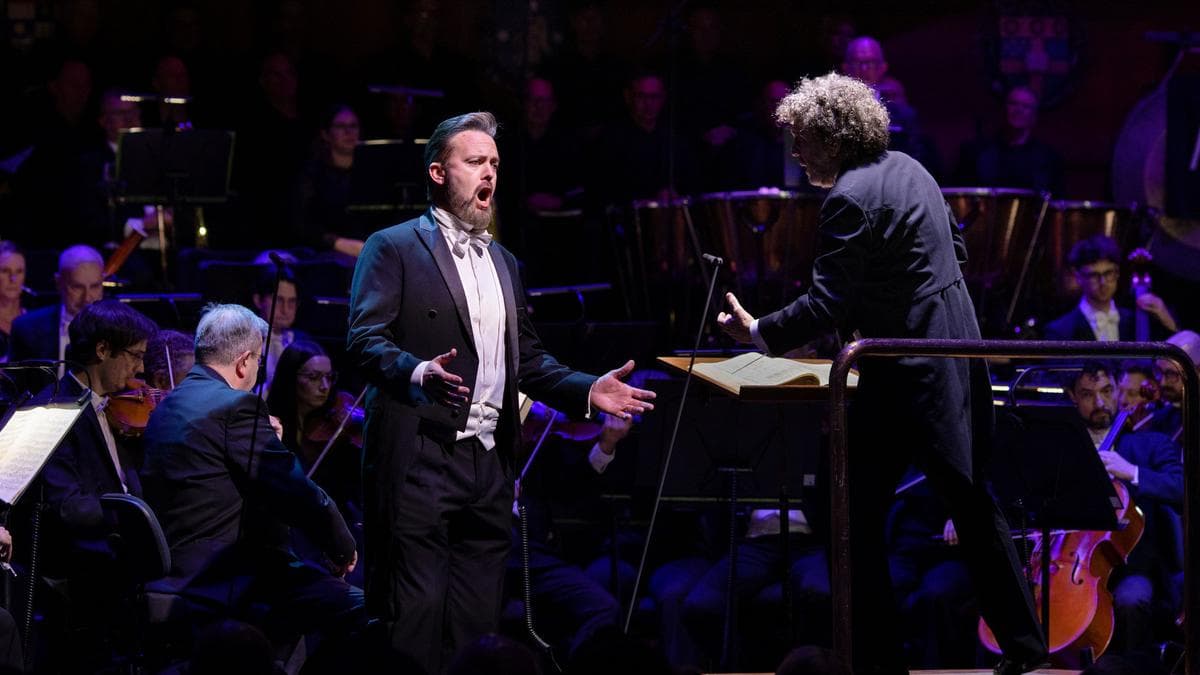 WA Symphony Orchestra and Asher Fisch bring Wagner’s Flying Dutchman to Winthrop Hall