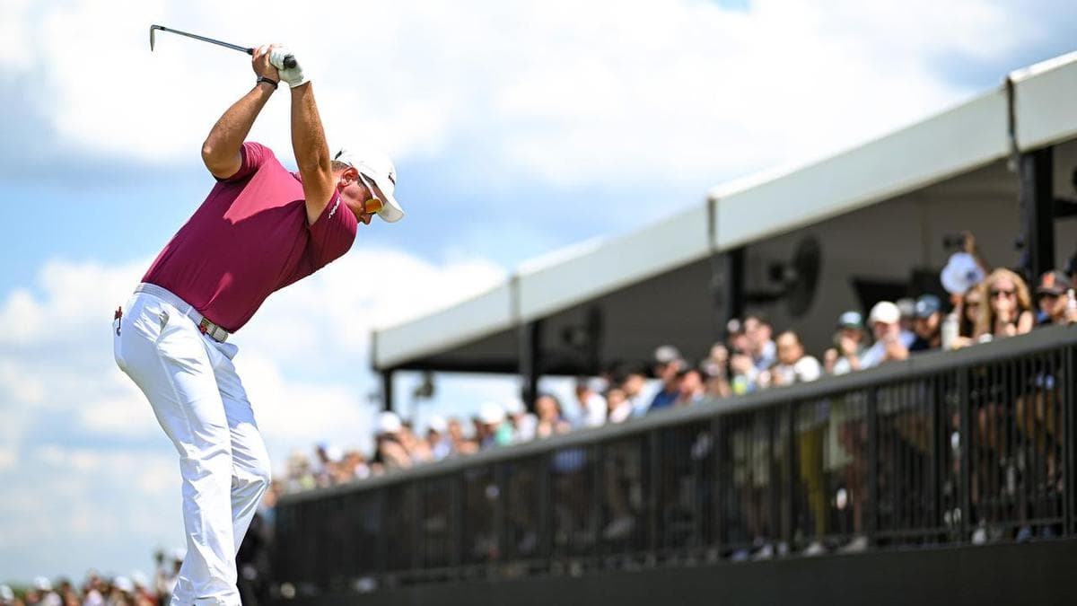 Aussie Herbert hangs tough in $5.5 million LIV Golf win