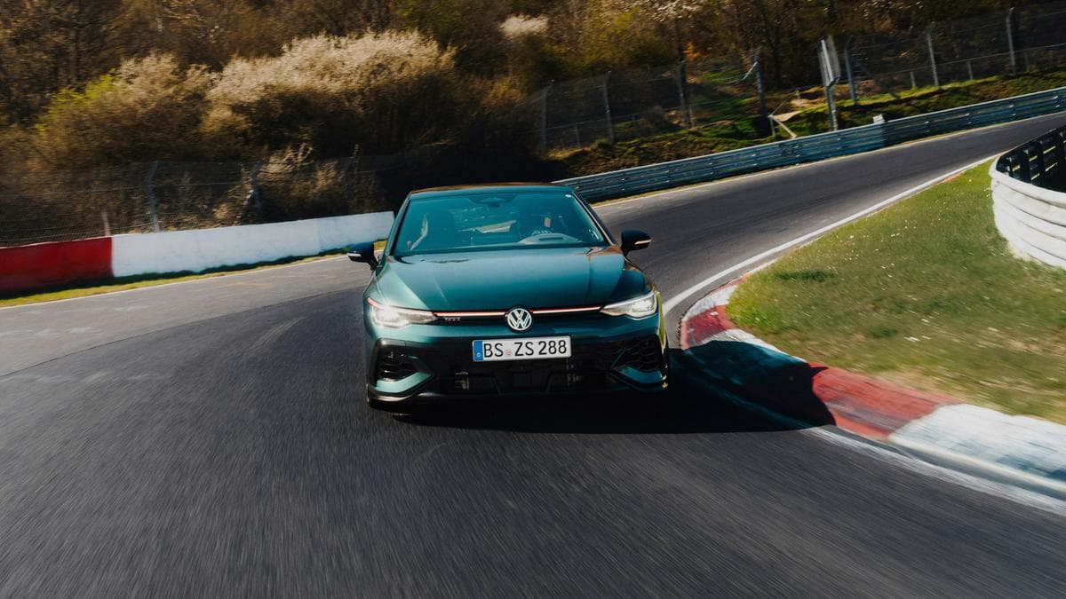 Volkswagen Golf GTI Edition 50 sets new lap record around the 'Ring